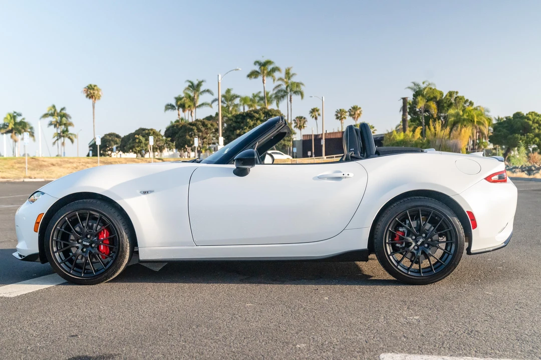 2023 Mazda ND MX-5 Miata - Image 6 of 31