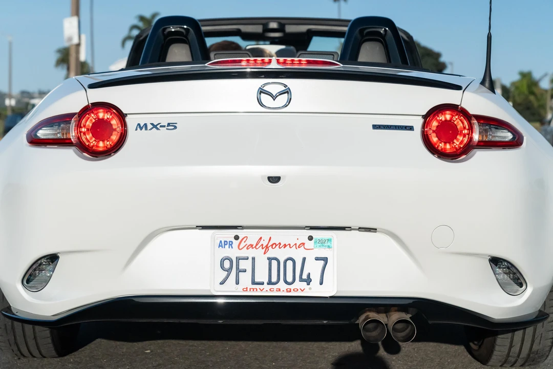 2023 Mazda ND MX-5 Miata - Image 17 of 31