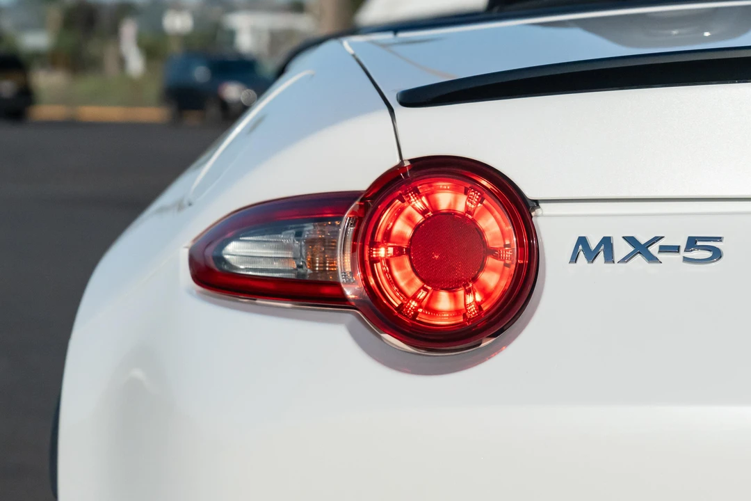 2023 Mazda ND MX-5 Miata - Image 15 of 31