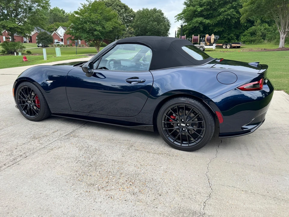 2023 Mazda ND MX-5 Miata - Image 23 of 31