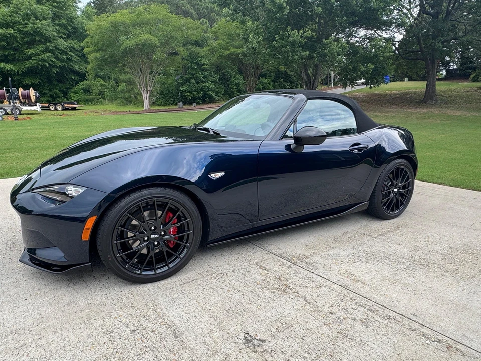 2023 Mazda ND MX-5 Miata - Image 21 of 31