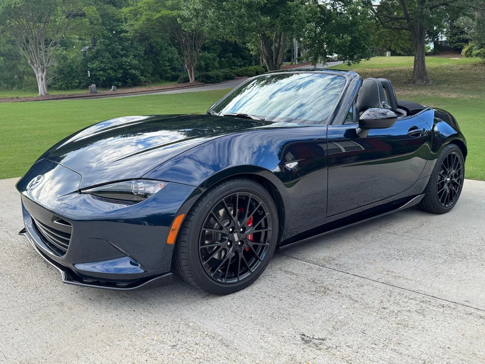 2023 Mazda ND MX-5 Miata - Image 8 of 31