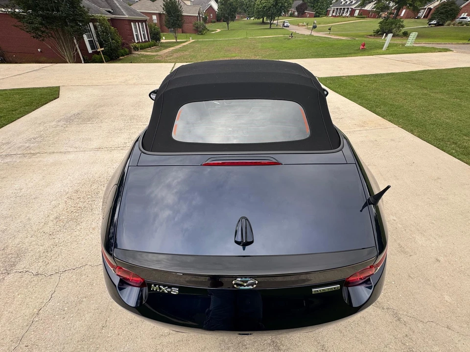 2023 Mazda ND MX-5 Miata - Image 25 of 31