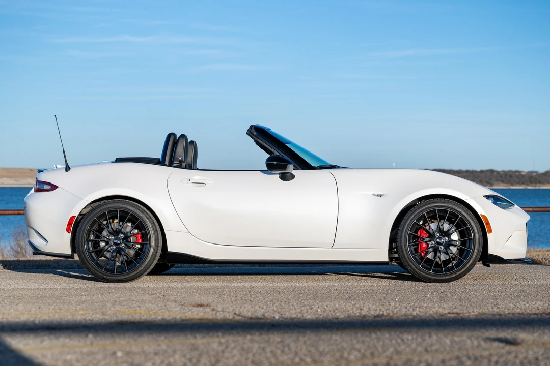 2023 Mazda ND MX-5 Miata - Image 10 of 31