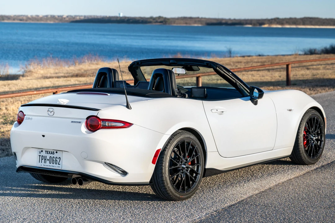 2023 Mazda ND MX-5 Miata - Image 4 of 31