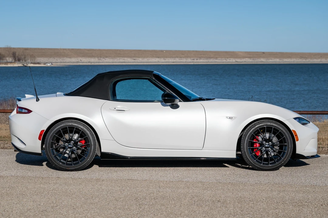 2023 Mazda ND MX-5 Miata - Image 3 of 31
