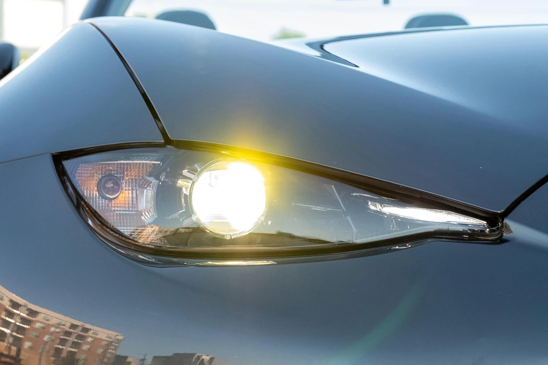 2023 Mazda ND MX-5 Miata - Image 22 of 31