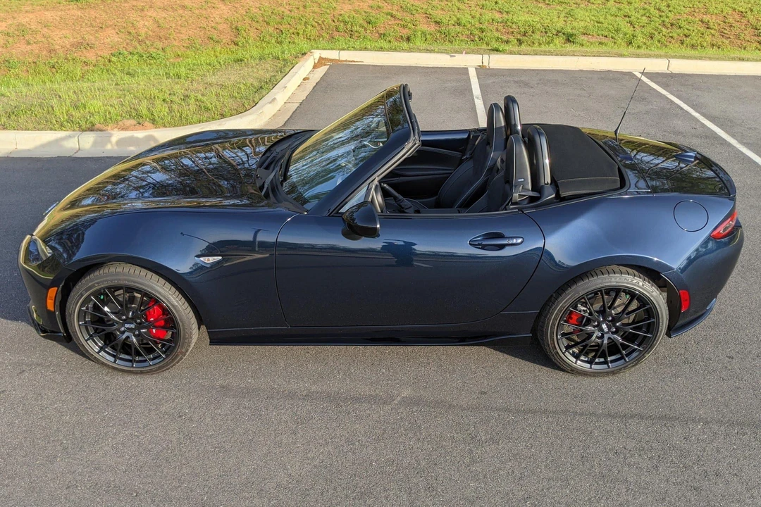 2023 Mazda ND MX-5 Miata - Image 3 of 31