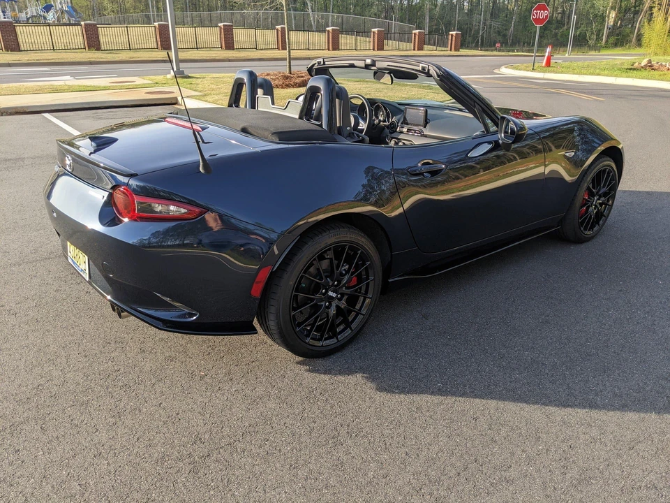2023 Mazda ND MX-5 Miata - Image 17 of 31