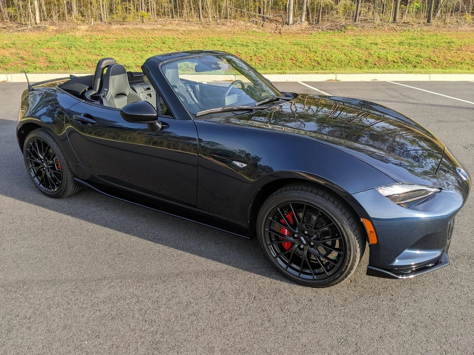 2023 Mazda ND MX-5 Miata - Image 21 of 31
