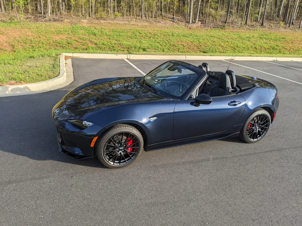 2023 Mazda ND MX-5 Miata - Image 10 of 31