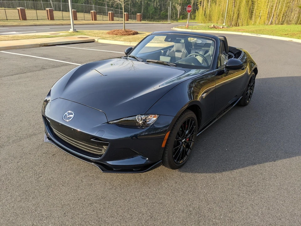 2023 Mazda ND MX-5 Miata - Image 9 of 31