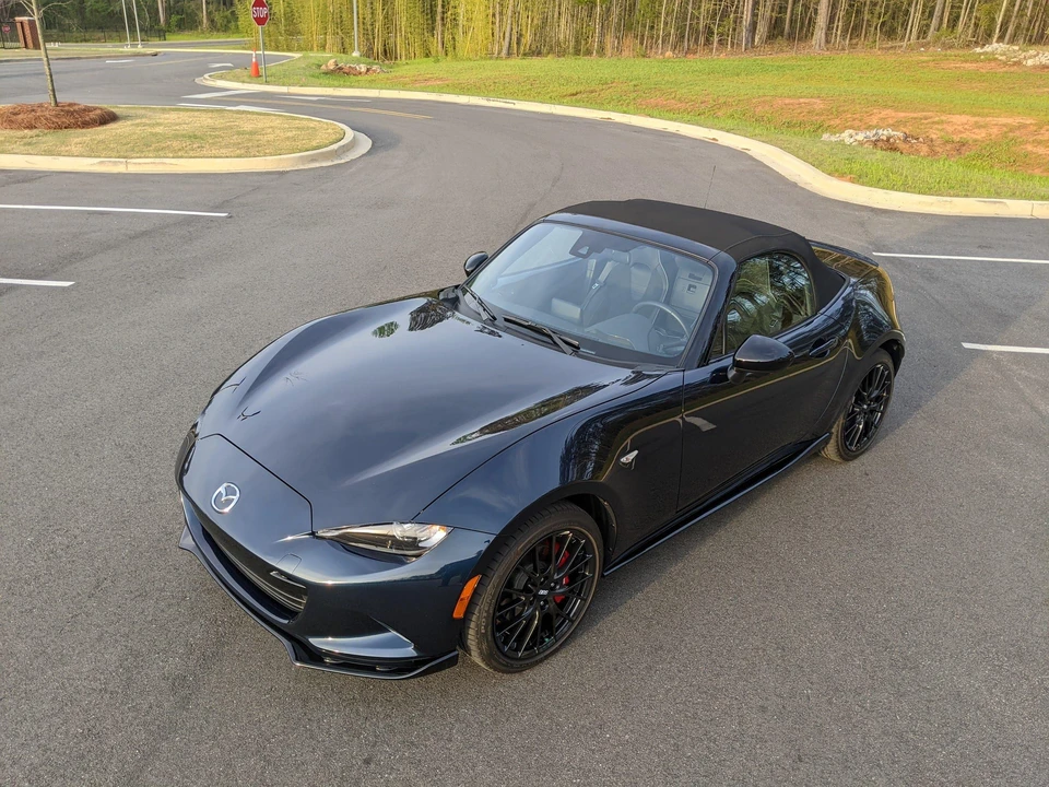 2023 Mazda ND MX-5 Miata - Image 26 of 31