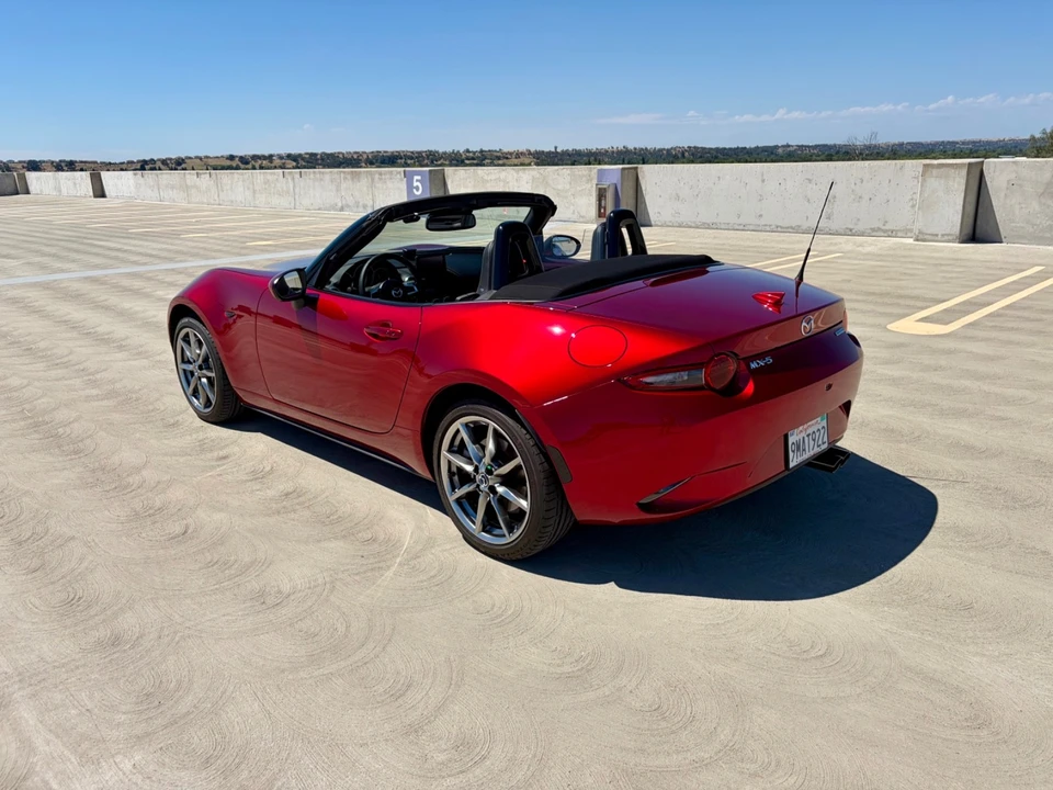 2023 Mazda ND MX-5 Miata - Image 4 of 31