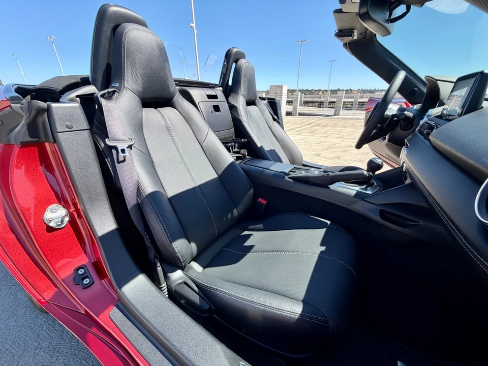2023 Mazda ND MX-5 Miata - Image 18 of 31