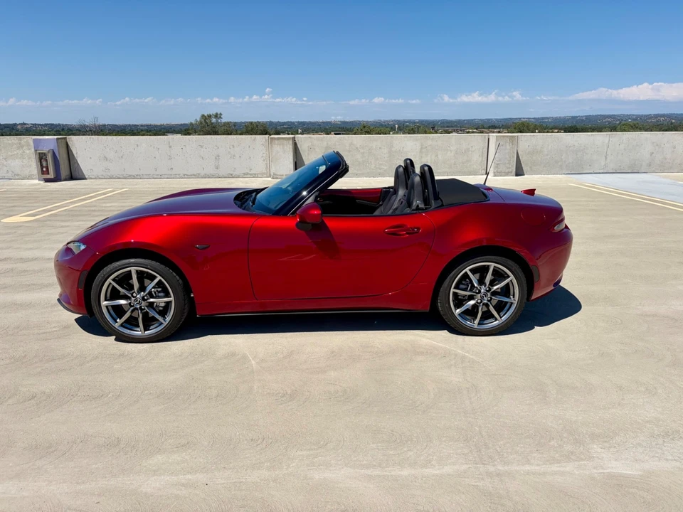2023 Mazda ND MX-5 Miata - Image 3 of 31