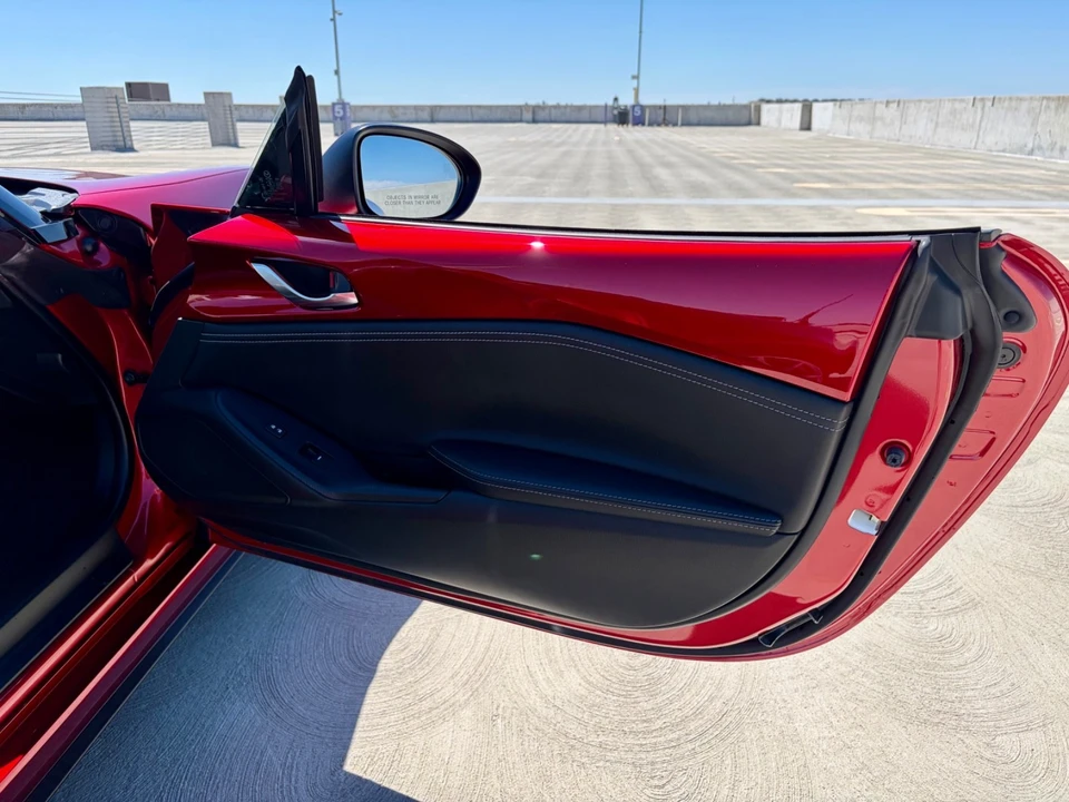 2023 Mazda ND MX-5 Miata - Image 16 of 31