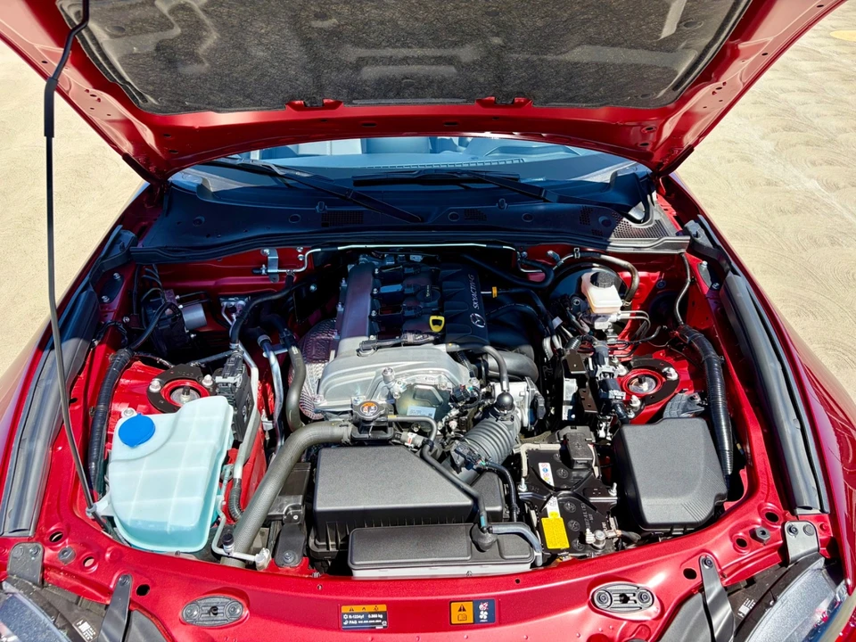 2023 Mazda ND MX-5 Miata - Image 14 of 31