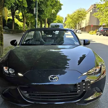 2023 Mazda MX-5 Miata GS