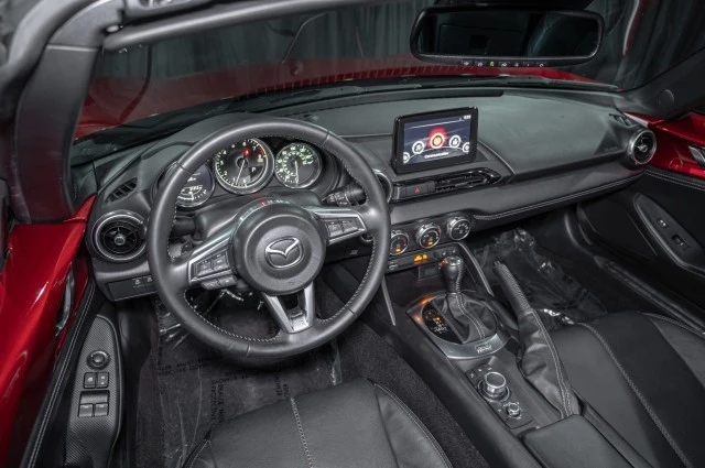 2023 Mazda ND MX-5 Miata - Image 18 of 20