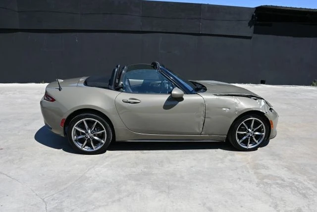 2023 Mazda ND MX-5 Miata - Image 13 of 21