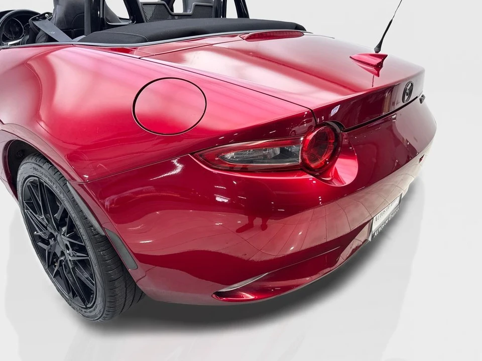 2023 Mazda ND MX-5 Miata - Image 19 of 31