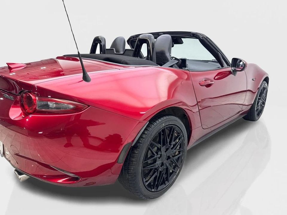 2023 Mazda ND MX-5 Miata - Image 13 of 31