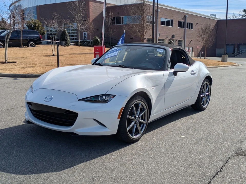 2023 Mazda ND MX-5 Miata - Image 8 of 12