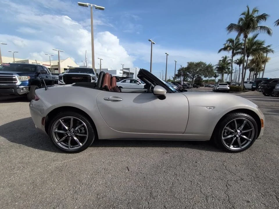 2023 Mazda ND MX-5 Miata - Image 4 of 20