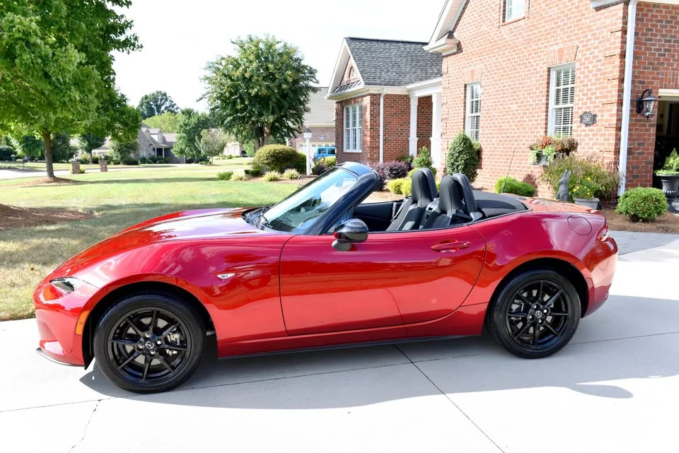 2023 Mazda ND MX-5 Miata - Image 10 of 20