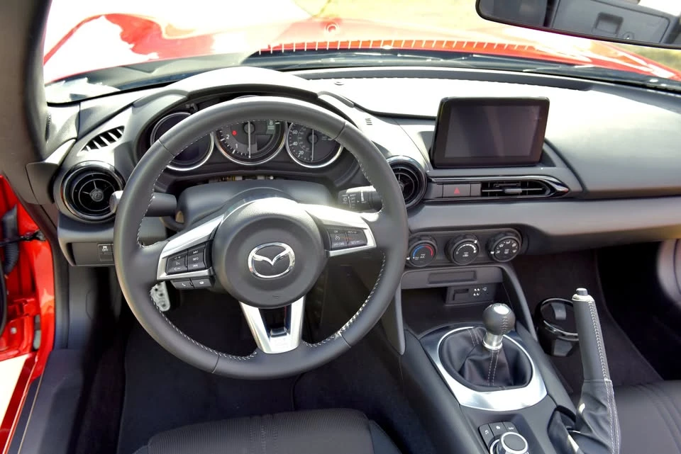 2023 Mazda ND MX-5 Miata - Image 18 of 20