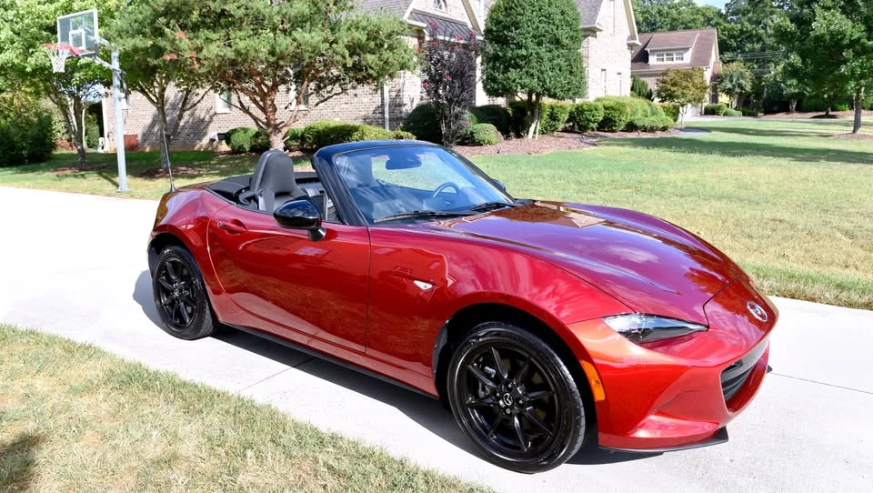 2023 Mazda ND MX-5 Miata - Image 6 of 20