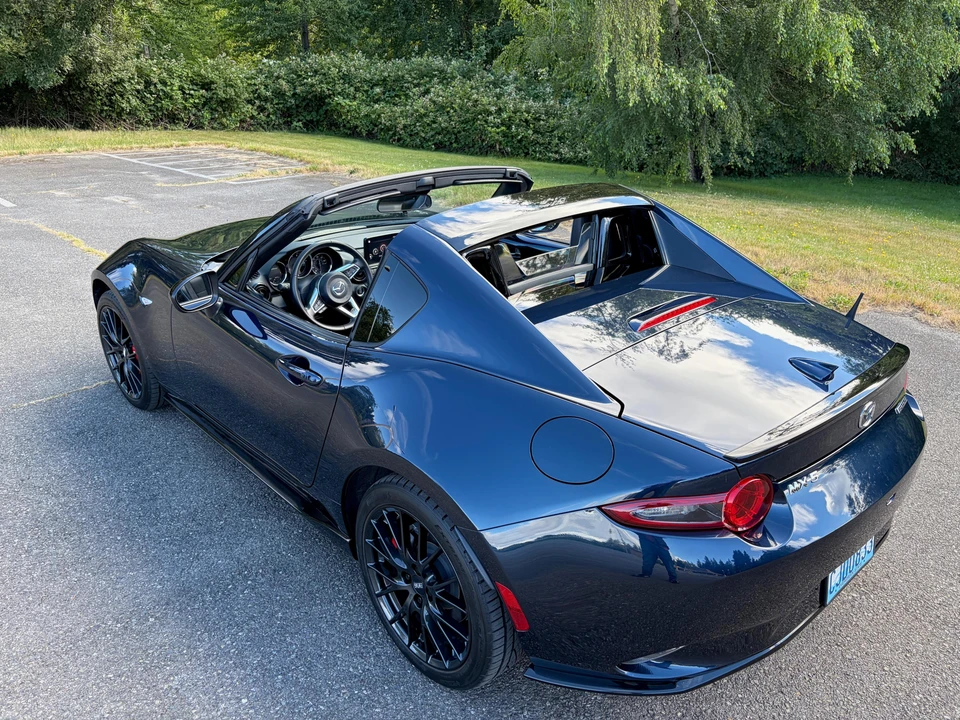 2023 Mazda ND MX-5 Miata - Image 11 of 31