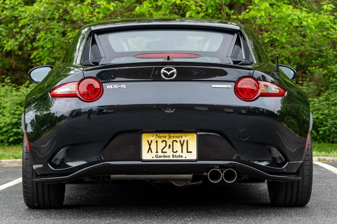2023 Mazda ND MX-5 Miata - Image 5 of 31