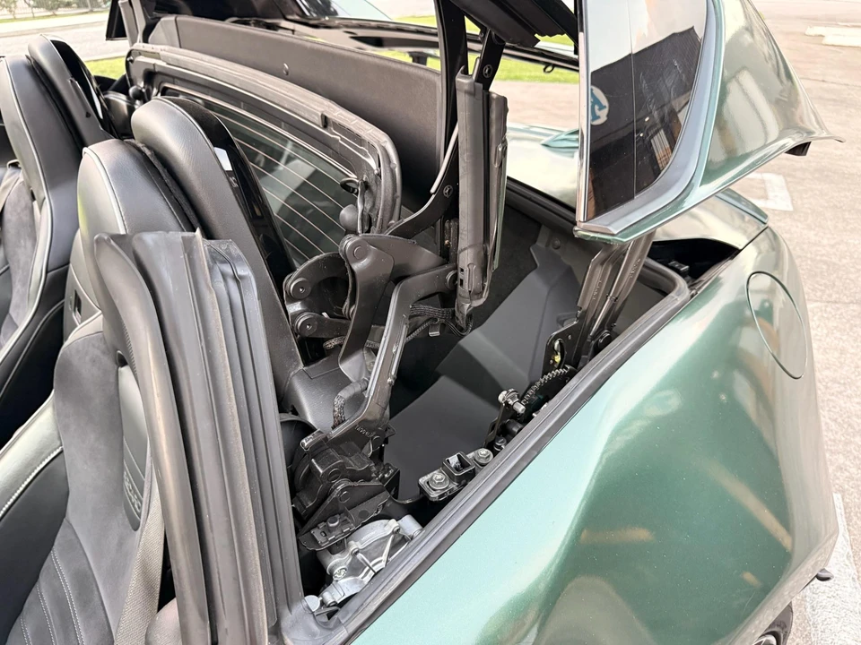 2023 Mazda ND MX-5 Miata - Image 11 of 31