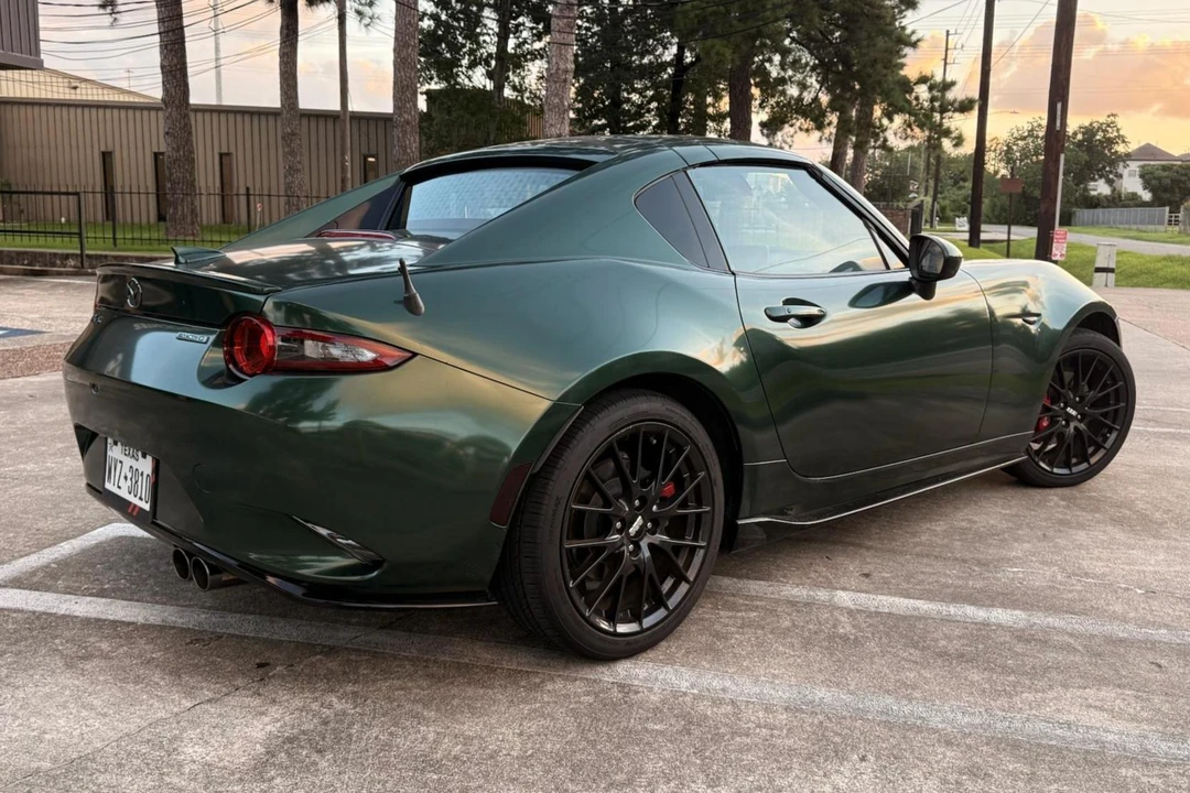 2023 Mazda ND MX-5 Miata - Image 4 of 31