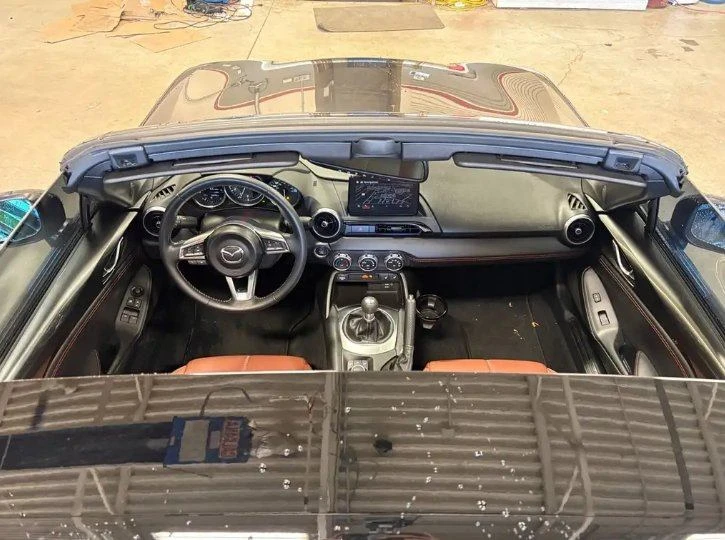 2023 Mazda ND MX-5 Miata - Image 17 of 20