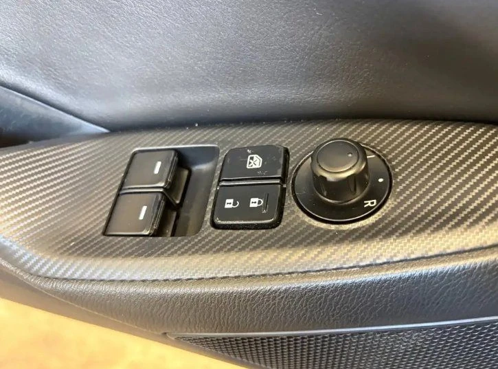 2023 Mazda ND MX-5 Miata - Image 18 of 20