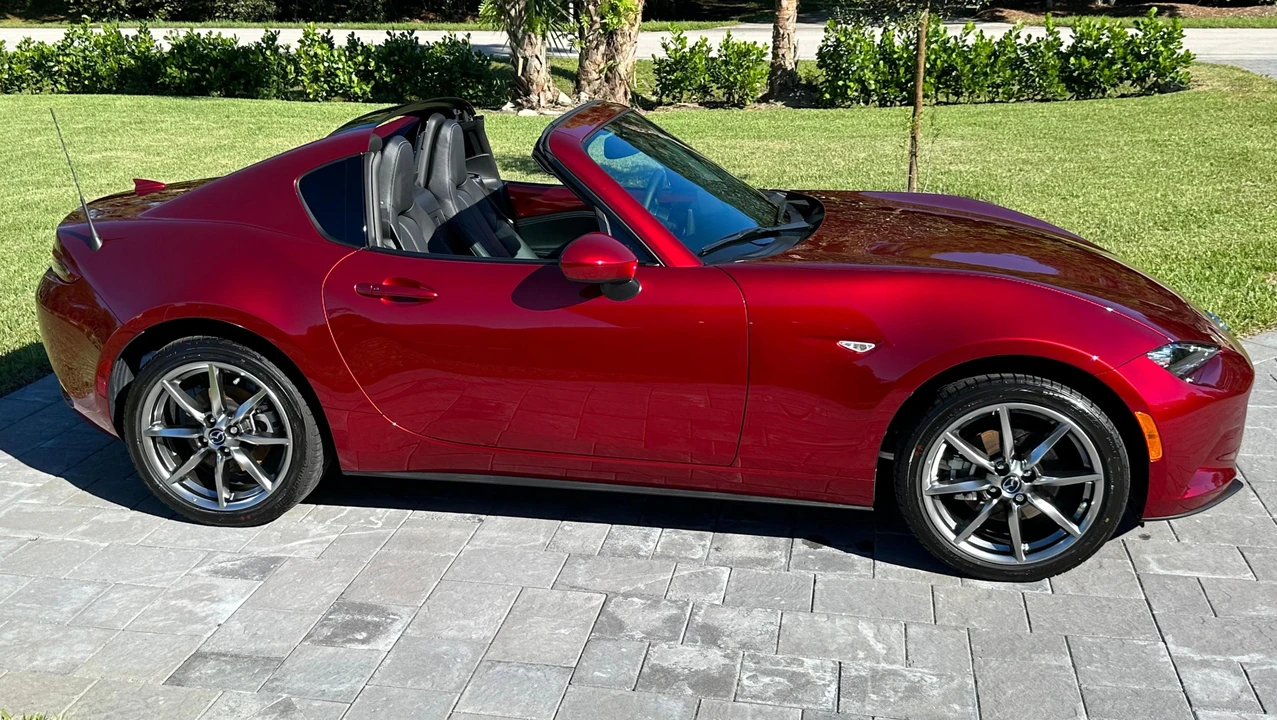 2023 Mazda ND MX-5 Miata - Image 22 of 31