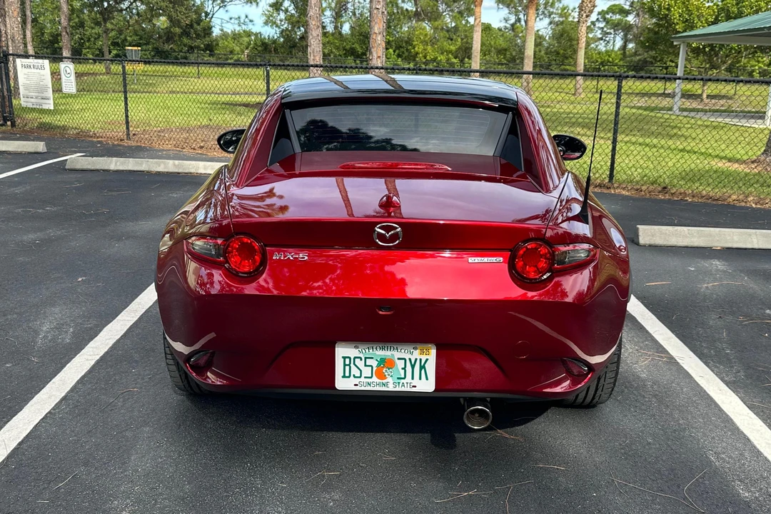 2023 Mazda ND MX-5 Miata - Image 17 of 31