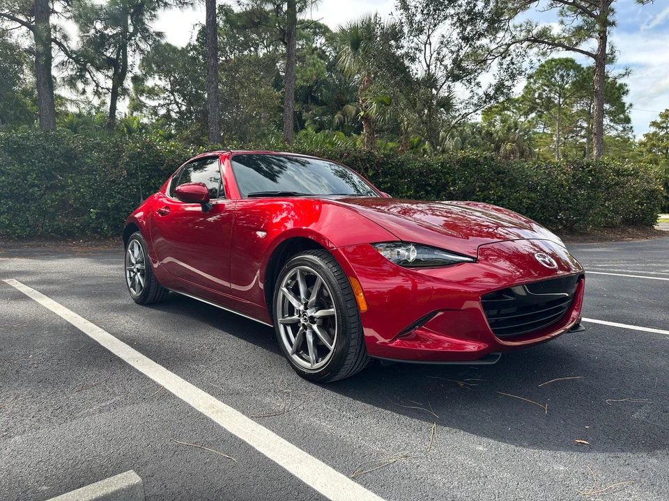 2023 Mazda ND MX-5 Miata - Image 26 of 31