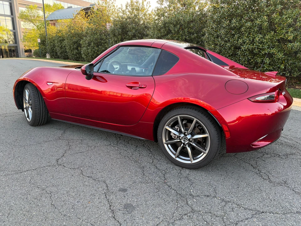 2023 Mazda ND MX-5 Miata - Image 8 of 31