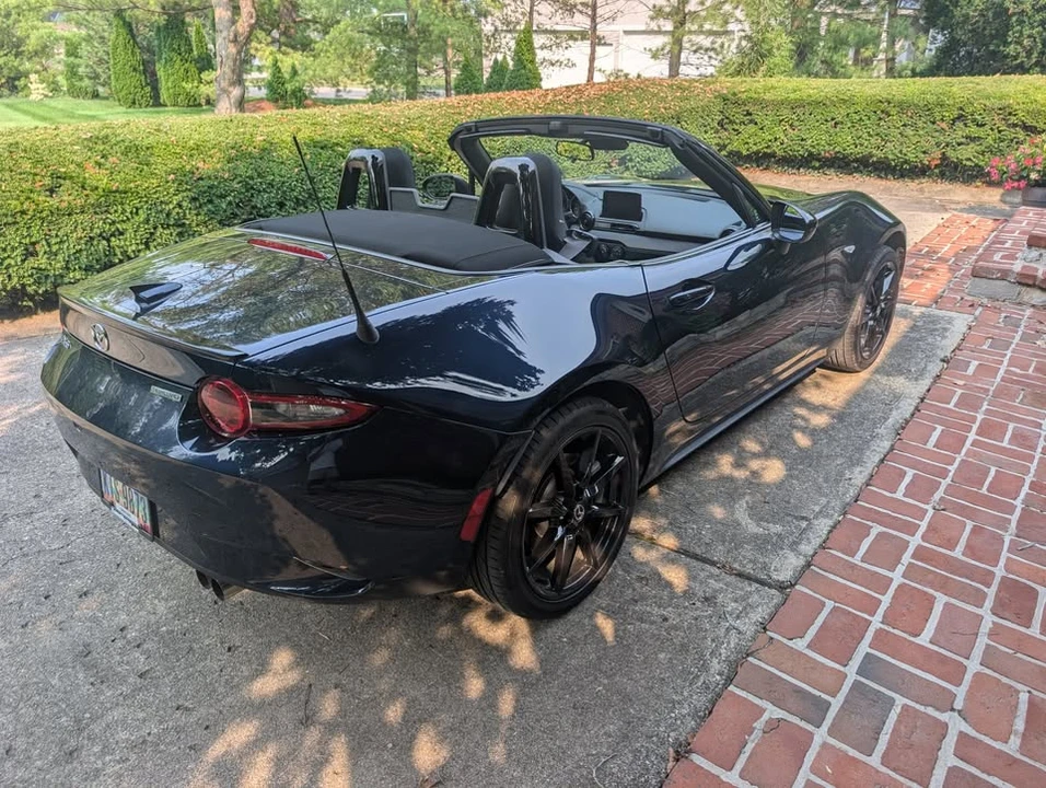 2023 Mazda ND MX-5 Miata - Image 2 of 10