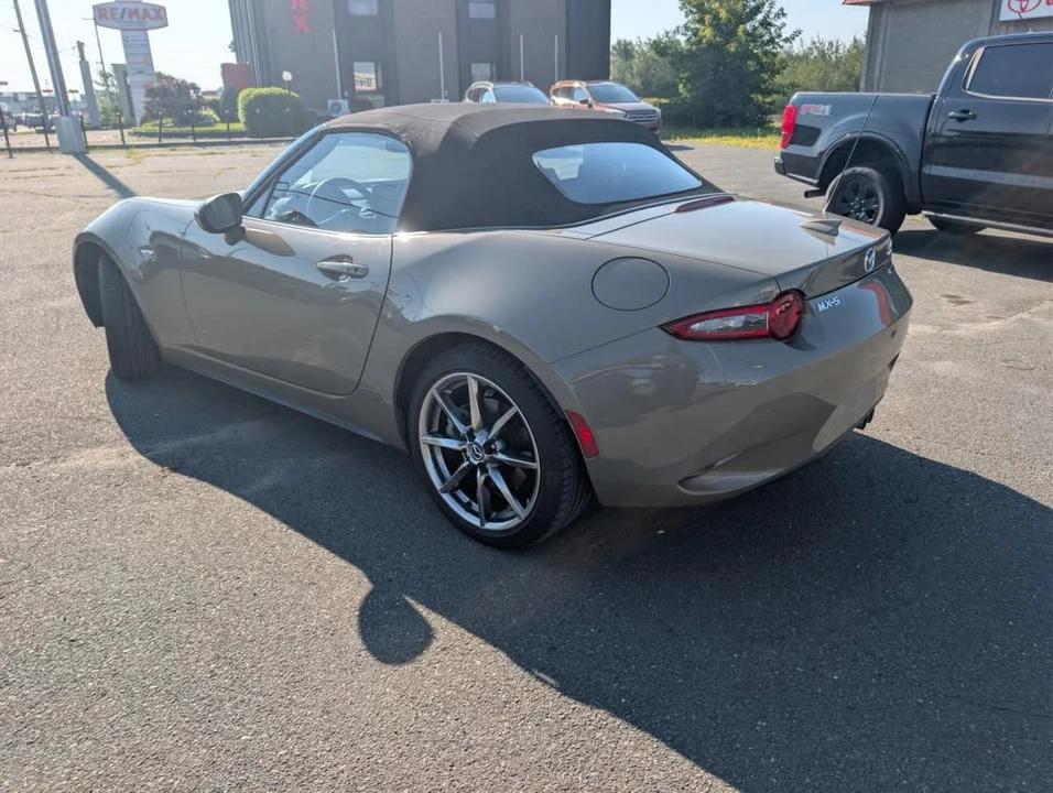 2023 Mazda ND MX-5 Miata - Image 7 of 10