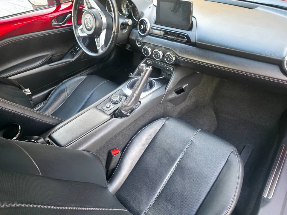 2023 Mazda ND MX-5 Miata - Image 4 of 10