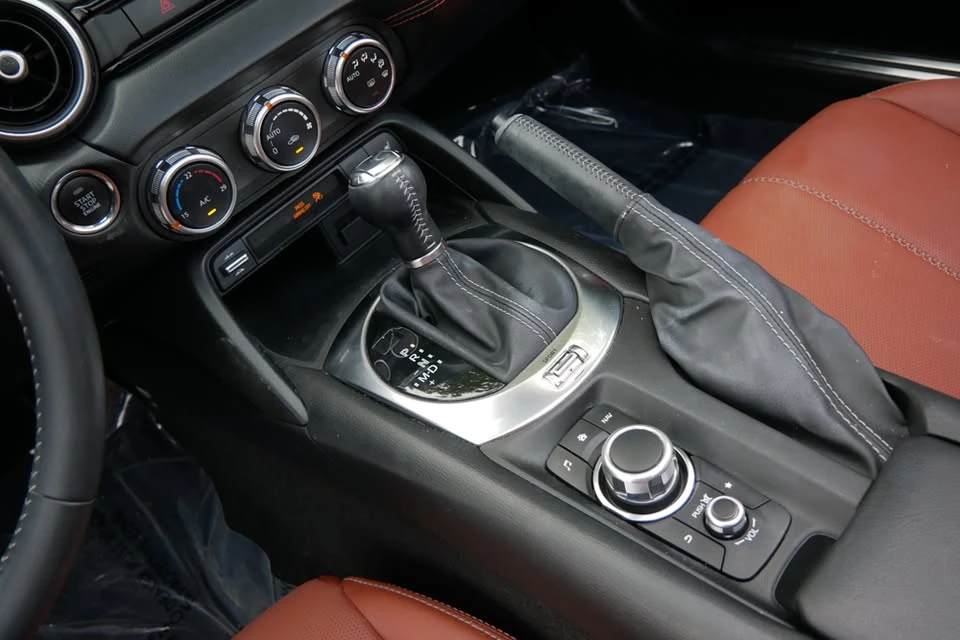 2023 Mazda ND MX-5 Miata - Image 18 of 20