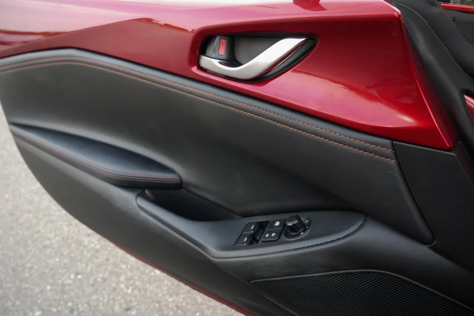 2023 Mazda ND MX-5 Miata - Image 19 of 20