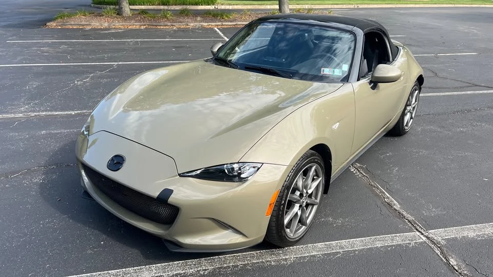2023 Mazda ND MX-5 Miata - Image 16 of 18