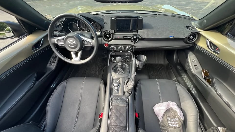 2023 Mazda ND MX-5 Miata - Image 14 of 18