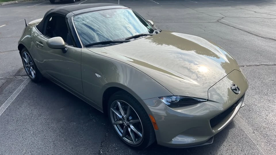 2023 Mazda ND MX-5 Miata - Image 11 of 18